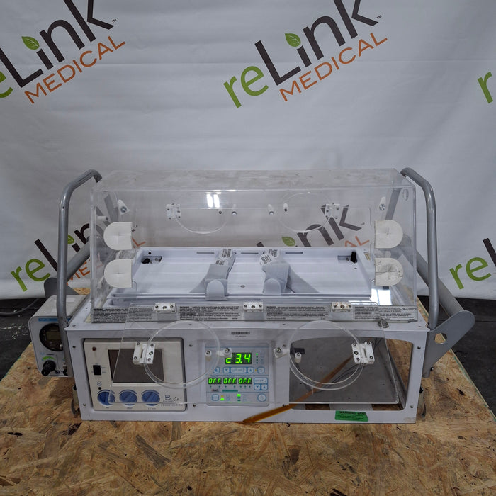 Airborne PulseOx Voyager Transport Incubator