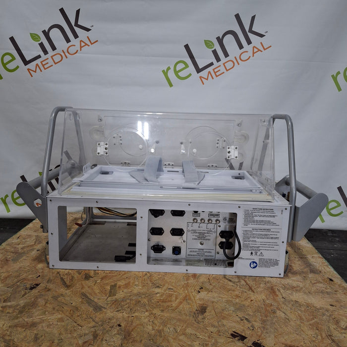 Airborne PulseOx Voyager Transport Incubator