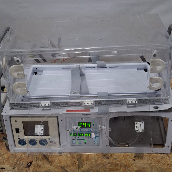 Airborne PulseOx Voyager Transport Incubator