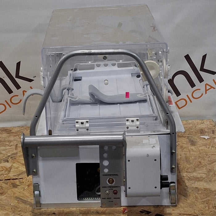 Airborne PulseOx Voyager Transport Incubator
