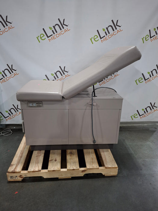 Midmark Ritter 100 Exam Table
