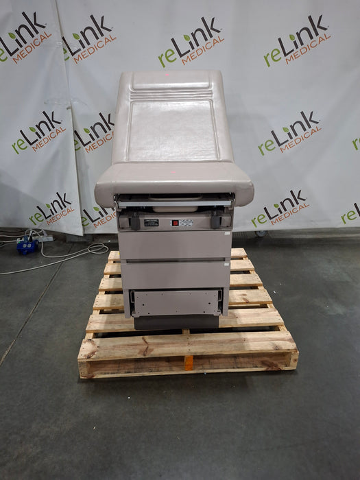 Midmark Ritter 100 Exam Table
