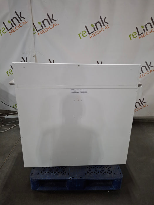 UMF Medical 5900 Pediatric Exam Table