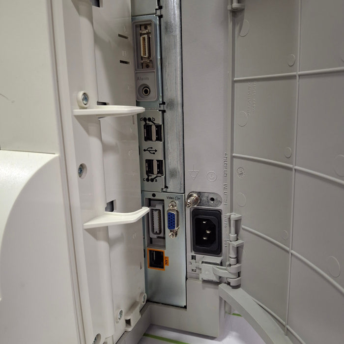 Philips IntelliVue MP70 Patient Monitor
