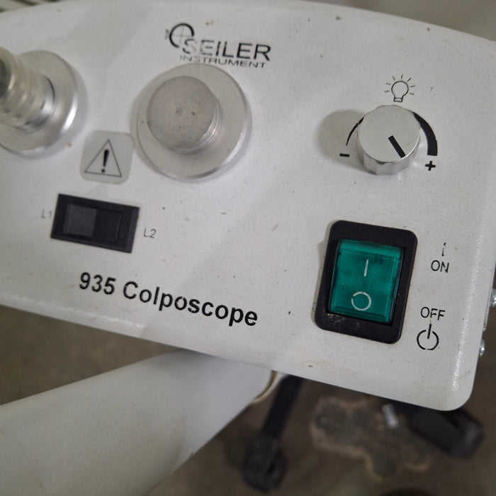 Seiler Instrument Model 935 Colposcope