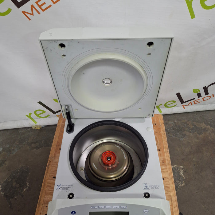 Eppendorf 5428 Centrifuge