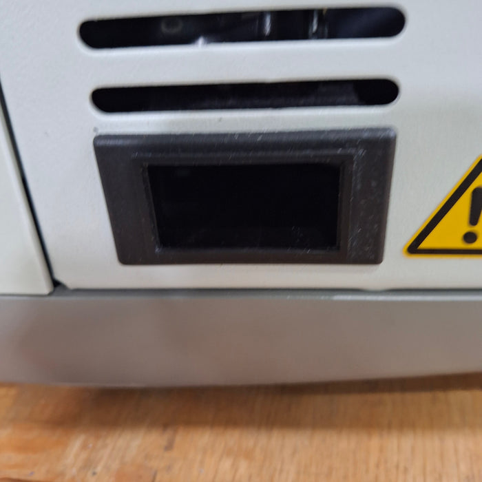 Eppendorf 5428 Centrifuge