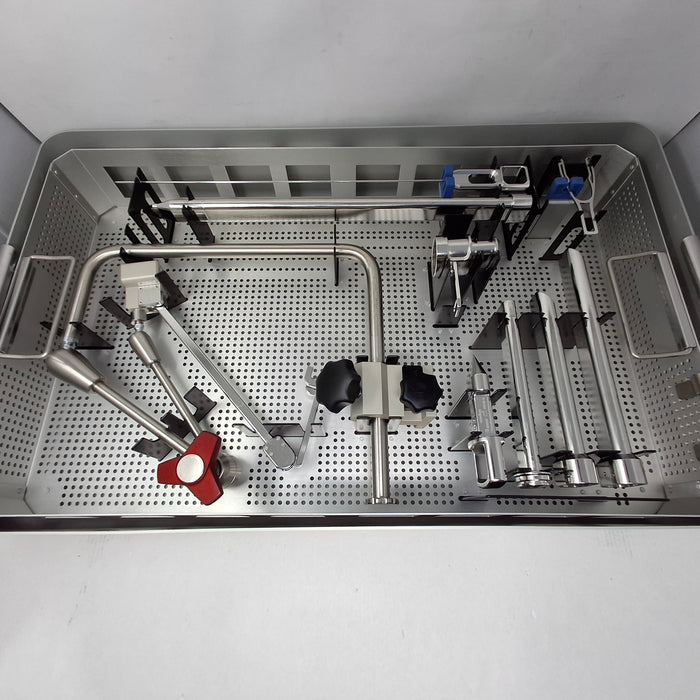 Momentis Surgical Hominis Vaginal Access Tray