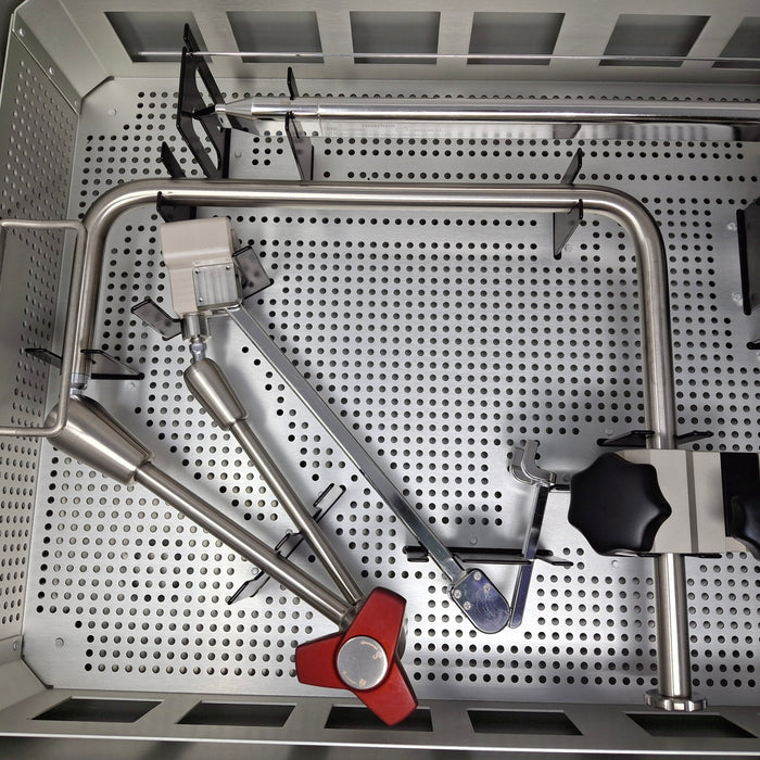 Momentis Surgical Hominis Vaginal Access Tray
