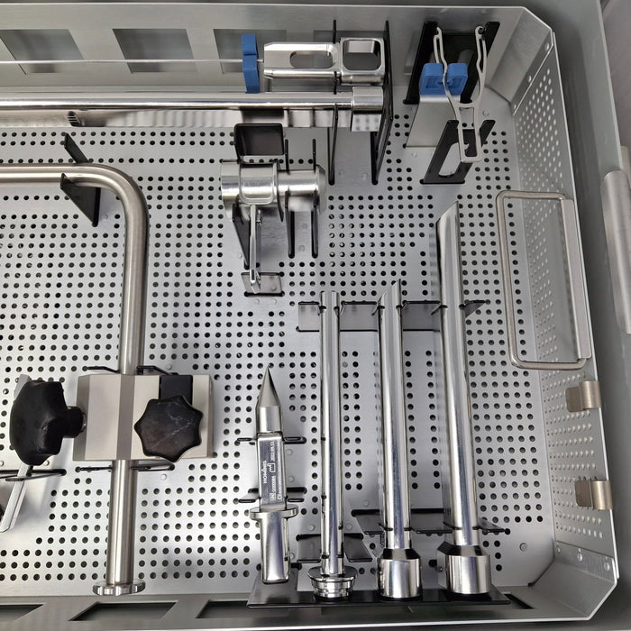 Momentis Surgical Hominis Vaginal Access Tray