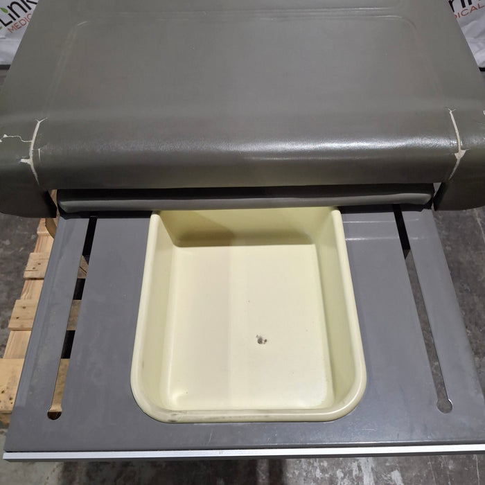 Ritter 104 Exam Table