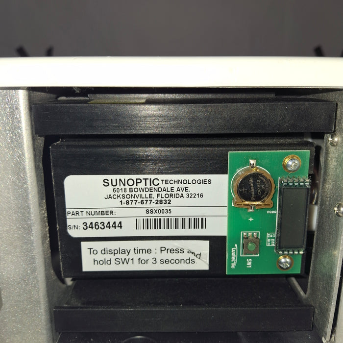 Sunoptic Technologies Titan 300HP Light Source