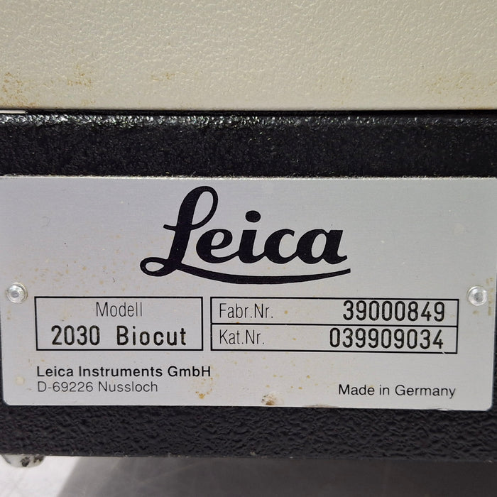 Leica 2030 Biocut Rotary Microtome