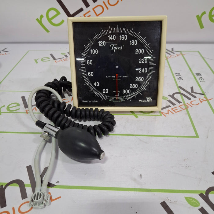 Tycos Sphygmomanometer Blood Pressure Monitor