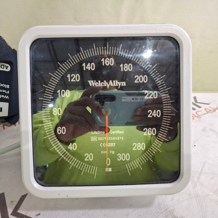 Welch Allyn Sphygmomanometer Blood Pressure Monitor