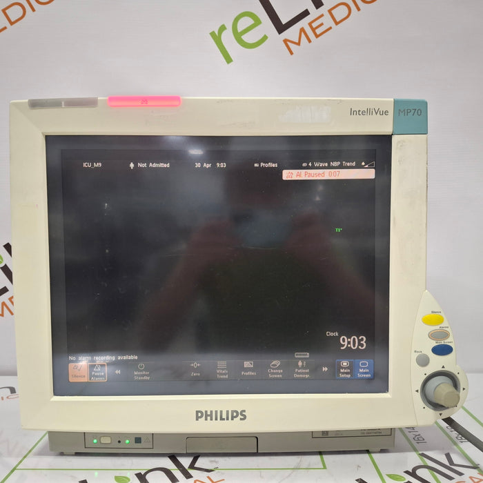Philips IntelliVue MP70 Patient Monitor