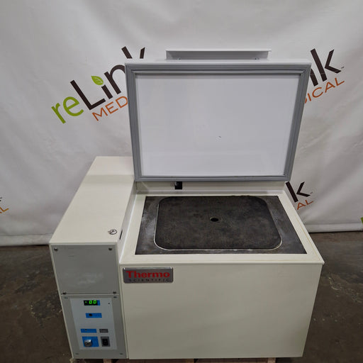 Thermo Scientific Thermo Scientific ULT185-5-A Ultralow Freezer Research Lab reLink Online