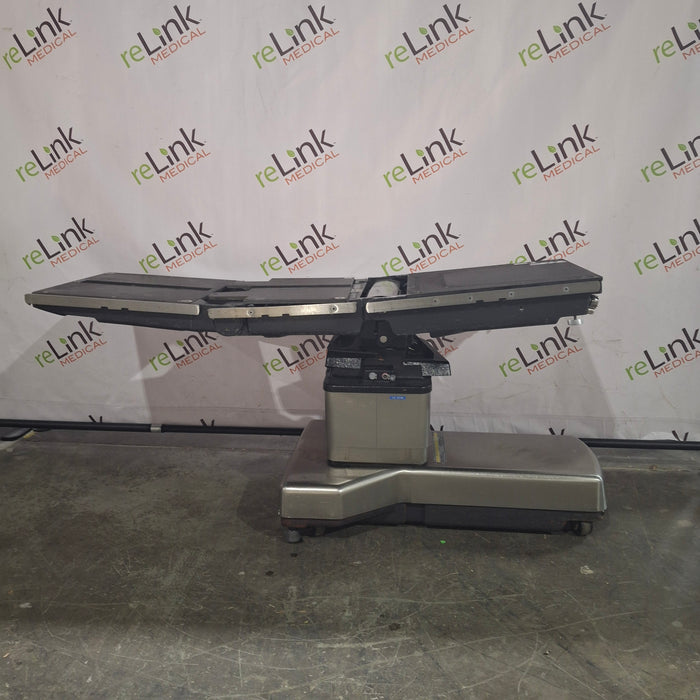 Amsco Quantum 3080RC Surgical Table