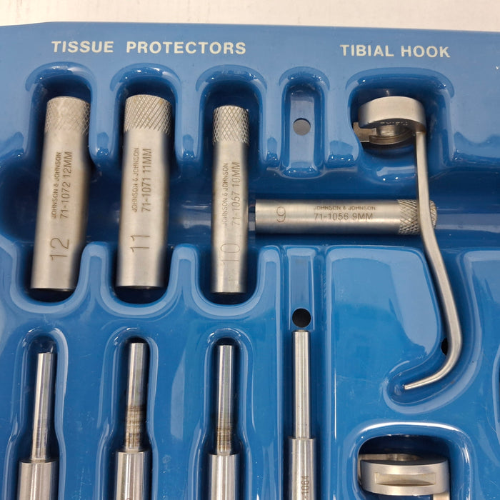 Johnson & Johnson Orthopaedics AI Guide Arthroscopic Isometric ACL Surgical Set