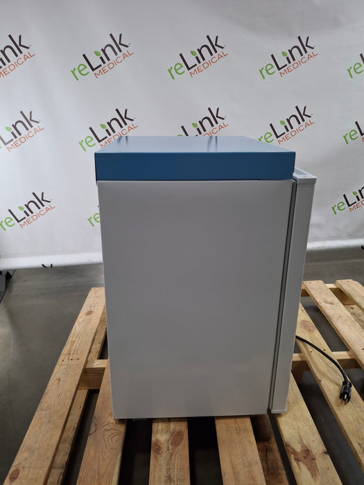 Accucold Accucold FS30L One Section Solid Door Undercounter Freezer Restaurant Equipment reLink Online