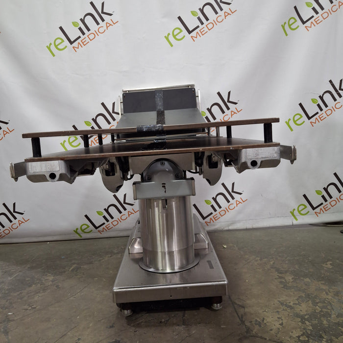 Skytron 6600 Surgical Table