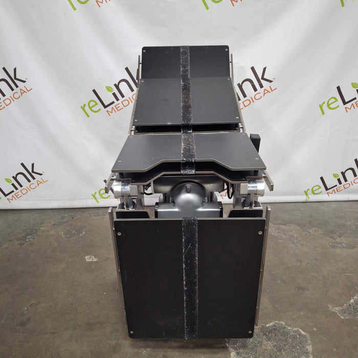 Skytron 6500 Elite Surgical Table