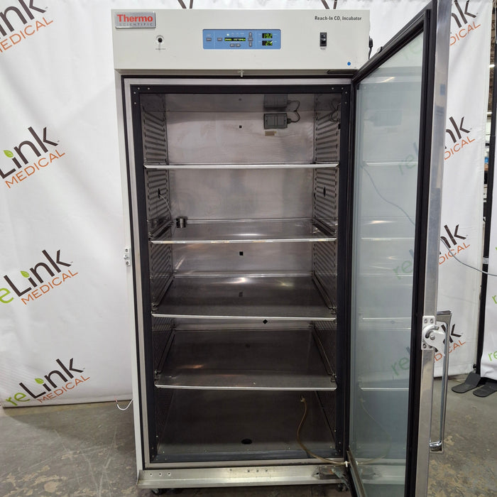 Thermo Scientific Thermo Scientific 3950 Reach-In CO2 Incubator Research Lab reLink Online