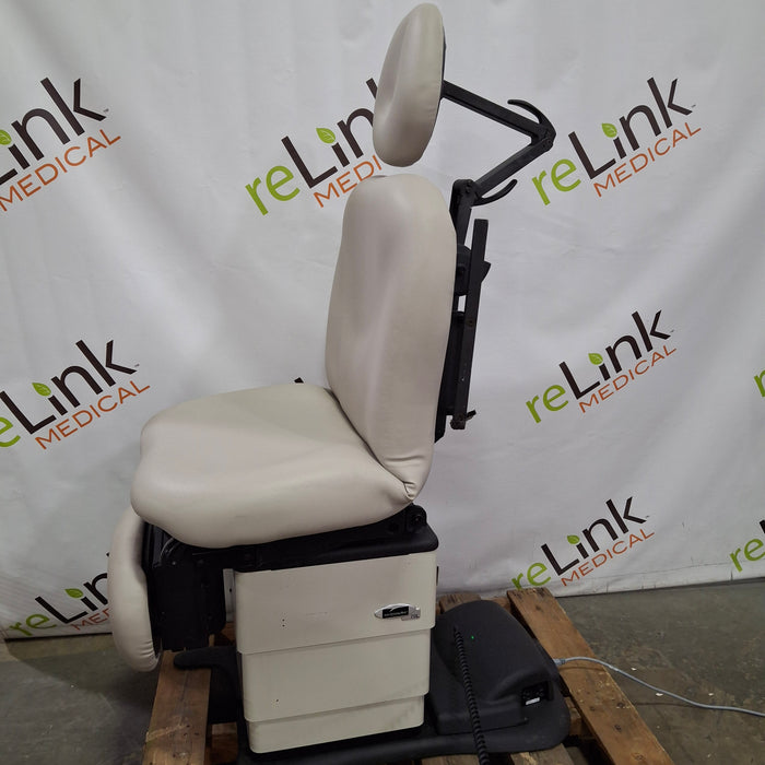 Midmark 630 Procedure Chair