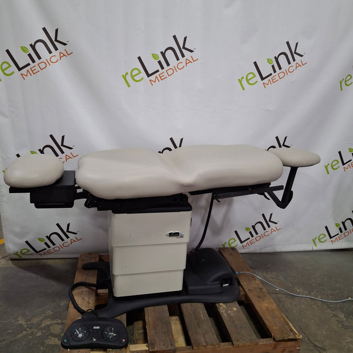 Midmark 630 Procedure Chair