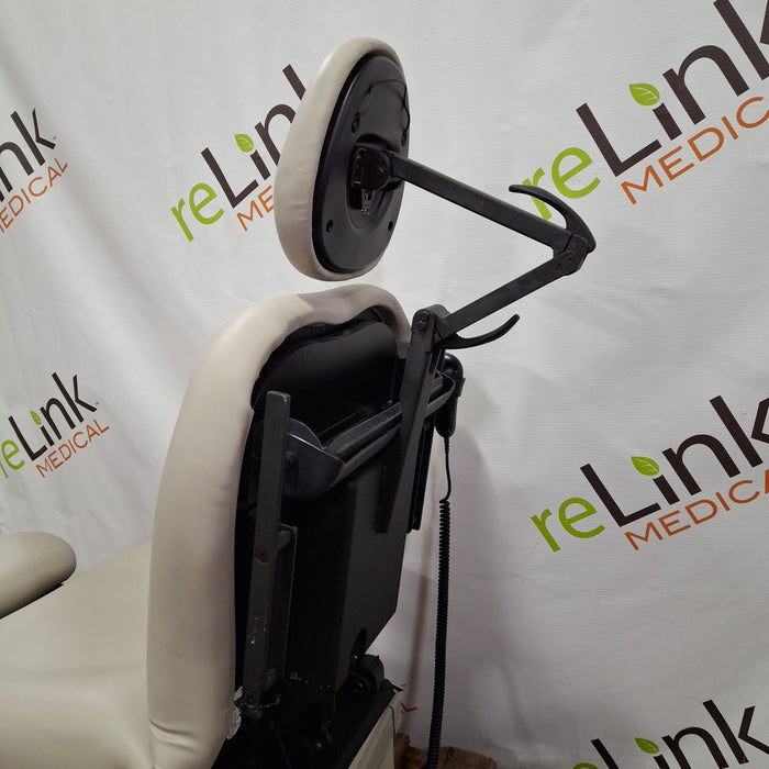 Midmark 630 Procedure Chair