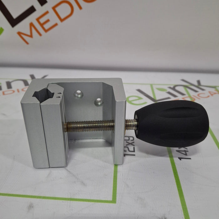 Philips M8040-60101 Universal Clamp