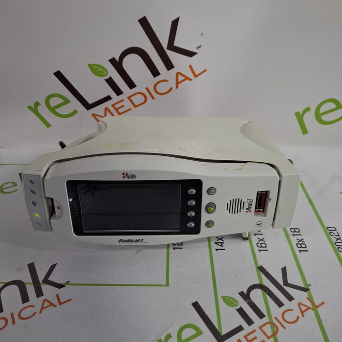 Masimo Radical 7 Pulse Oximeter w/ Base