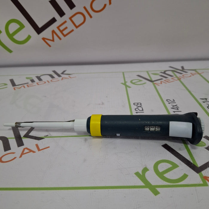 Rainin instrument, LLC Pipet-plus R100 Pipette