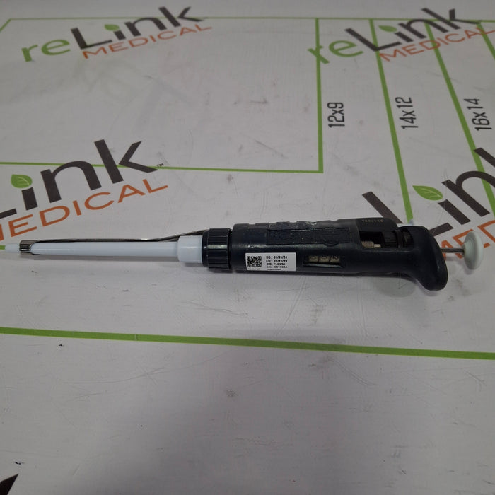 Gilson, Inc. P200 Pipette