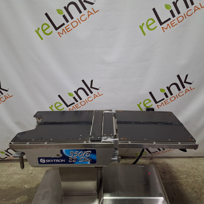 Skytron 3501B Surgical Table