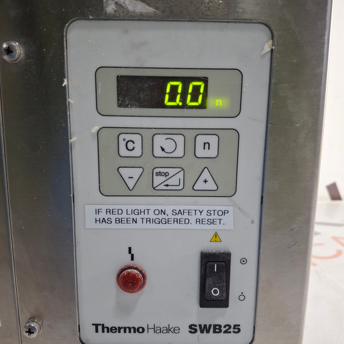 Thermo Scientific Thermo Scientific Haake SWB25 Digital Water Bath Research Lab reLink Online