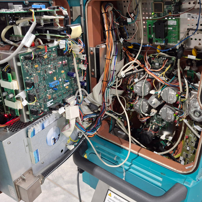Gambro Prismaflex Dialysis Machine