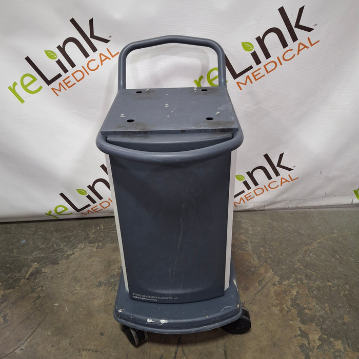 Ethicon Inc. CRT01 Rolling Cart
