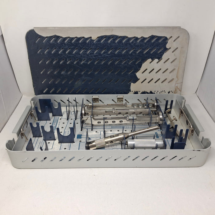 Howmedica Osteonics Corp. 1302-2010 Cutting Edge Femoral Instrument Tray