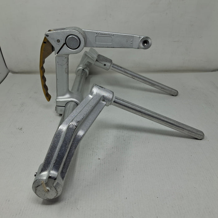 Integra Lifesciences Mayfield A2101 & A-1059 Base & Skull Clamp