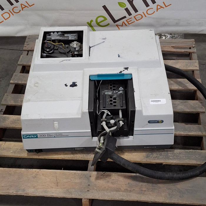 Varian Cary 300 Bio UV-Visible Spectrophotometer