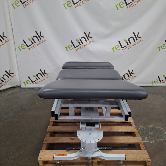 Adapta ADP-400 Traction Table