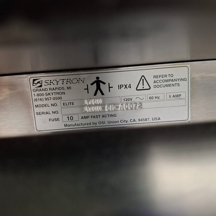 Skytron 1700 Elite Surgical Table