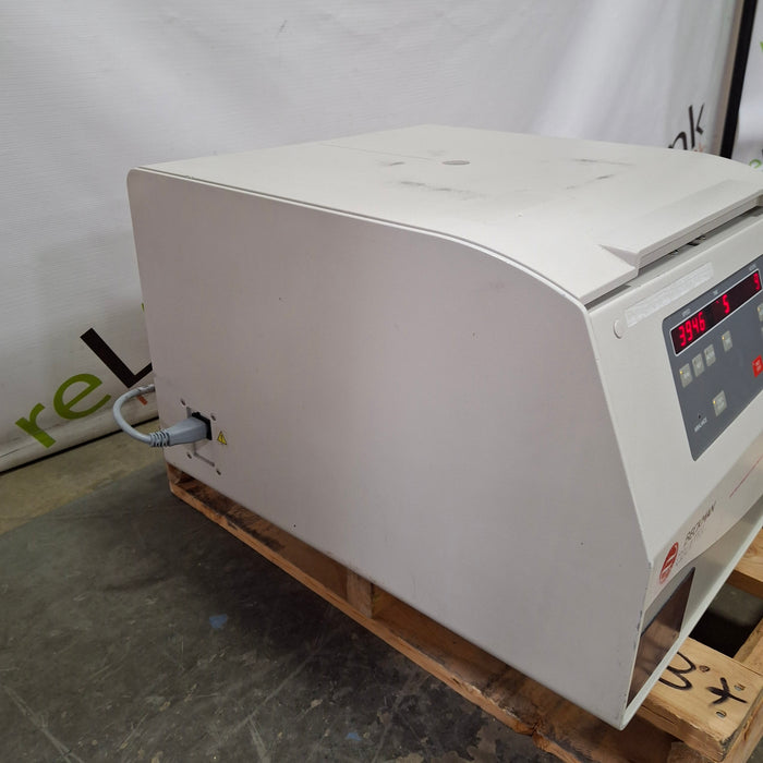 Beckman Coulter Allegra X-22 Centrifuge