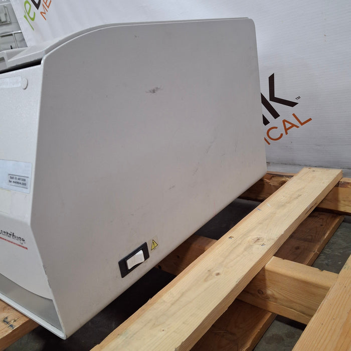 Beckman Coulter Allegra X-22 Centrifuge