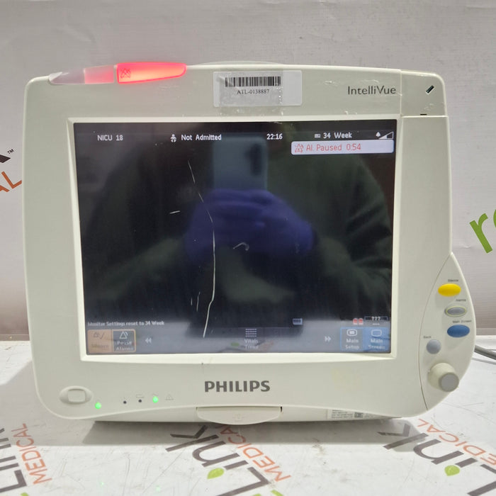 Philips IntelliVue MP50 Patient Monitor