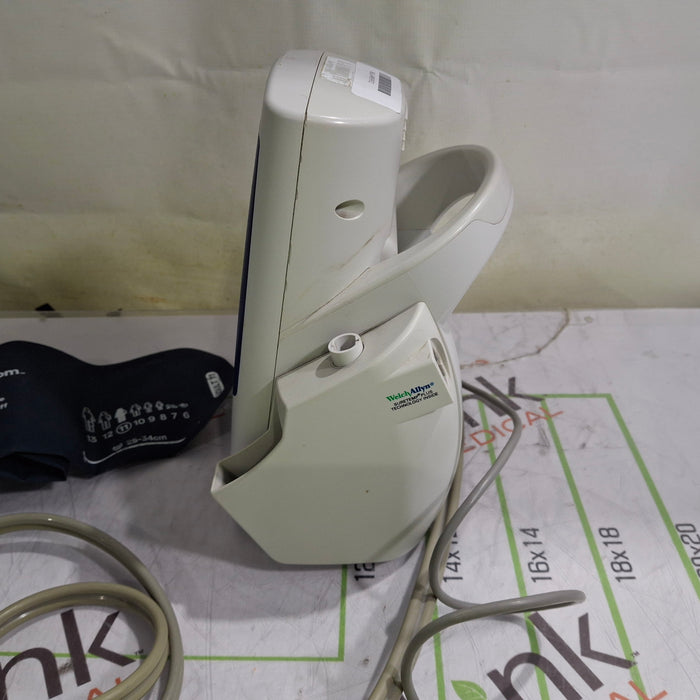 Welch Allyn Spot LXi - NIBP, SureTemp Plus, Nellcor SpO2 Vital Signs Monitor