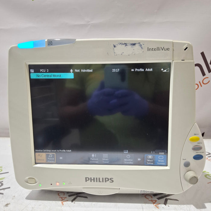 Philips IntelliVue MP50 Patient Monitor