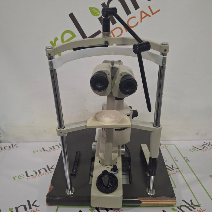Nikon CS-2 Slit Lamp