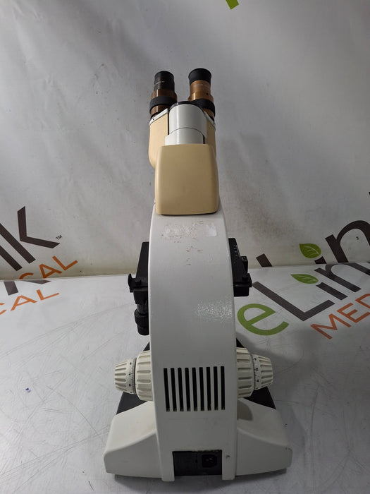Leica DME Binocular Microscope